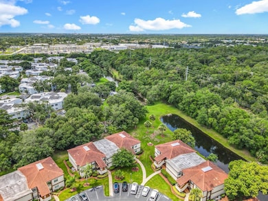 6140 Burnside Cir unit D204, Orlando, FL 32822 - photo 4