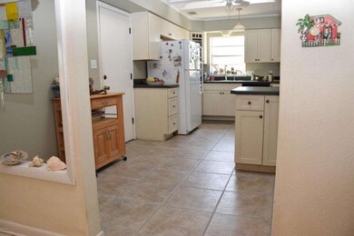 472 Cocoplum Ct 074