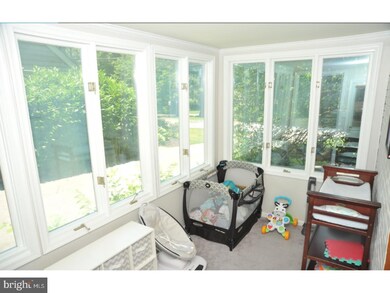 516 W Beechtree Ln, Wayne, PA 19087 - photo 2