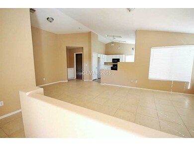 952 Moore Oaks Ct, Henderson, NV 89011 - photo 3