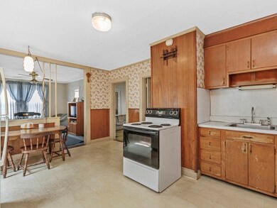 87 Howard St unit 89, Waltham, MA 02451 - photo 5