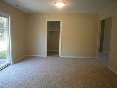 404 Tower Dr, Jacksonville, NC 28546 - photo 7