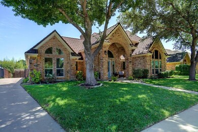 1736 Woodhill Ln, Bedford, TX 76021 - photo 3