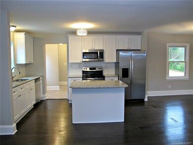 Soft Close Shaker Cabinets!