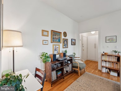 Northbrook Condominium I unit 304S, Washington, DC 20010 - photo 7