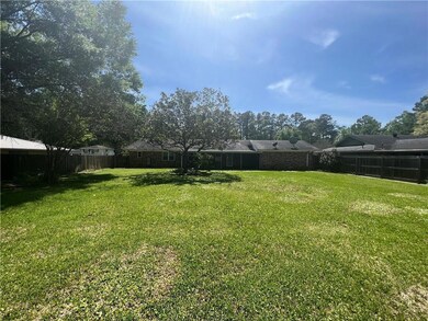 3183 Crestview Dr, Pineville, LA 71360 - photo 5