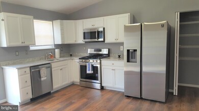 2518 School House Ln, Sparrows Point, MD 21219 - photo 2