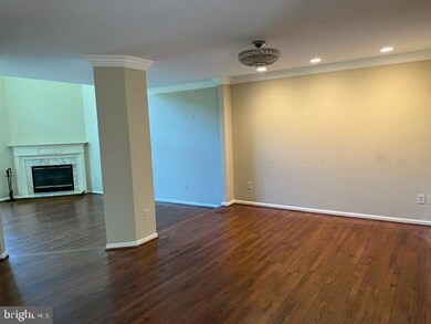 10958 Bloomingdale Dr, Rockville, MD 20852 - photo 5