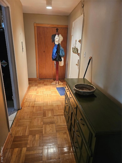 The Renaissance unit 1D, Freeport, NY 11520 - photo 3