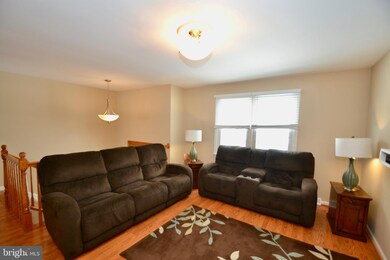 4013 Robin Hood Way, Sykesville, MD 21784 - photo 5