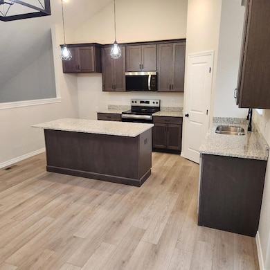 804 E Elm St, Ozark, MO 65721 - photo 5