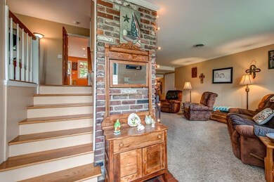 Split level foyer