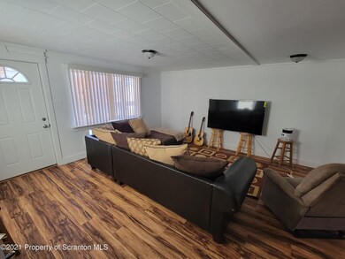2813 Cedar Ave, Scranton, PA 18505 - photo 6