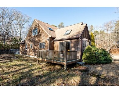 10 Pond View Cir, Vineyard Haven, MA 02568 - photo 2