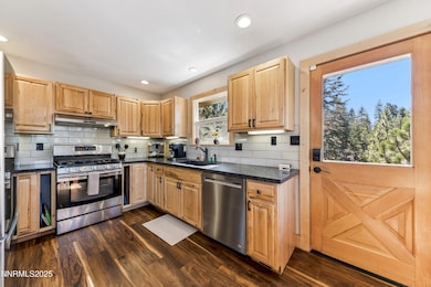 426 Andria Dr, State Line, NV 89449 - photo 3