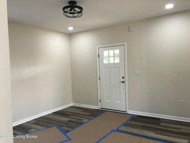 10105 Vista Hills Blvd, Louisville, KY 40291 - photo 4