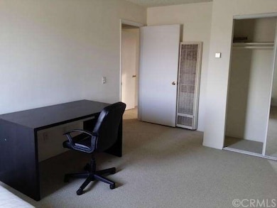 1621 Vineyard Ave unit 2, Los Angeles, CA 90019 - photo 2