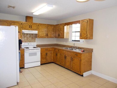 5213 Kitchen
