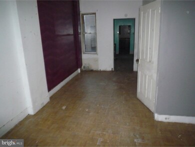 1233 Moss St, Reading, PA 19604 - photo 3