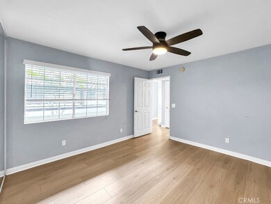 5500 Owensmouth Ave unit 204, Woodland Hills, CA 91367 - photo 7