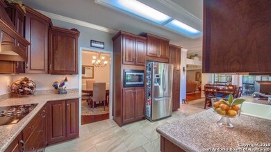 8638 Classic Oaks Ln, San Antonio, TX 78255 - photo 7