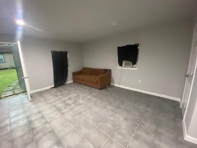 7205 Howton St, Houston, TX 77028 - photo 5