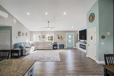 40 Knoll Crest Dr, Bangor, ME 04401 - photo 5