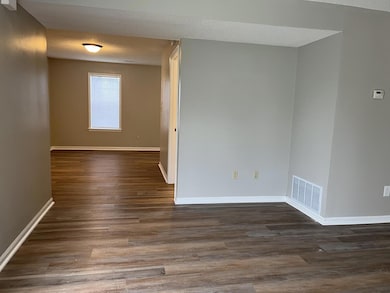 2313 Parks Edge - LR to DR