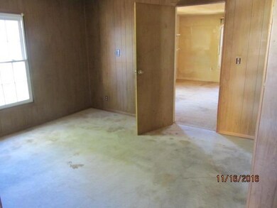 504 Hill St, Shelbyville, TN 37160 - photo 5