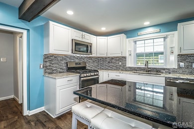 21 E William St, Fords, NJ 08863 - photo 7