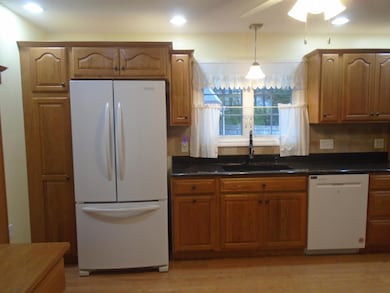 9 Dennis St, Skowhegan, ME 04976 - photo 2