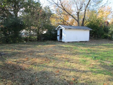 1306 S 6 Th St, Rogers, AR 72756 - photo 2