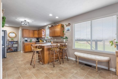 132 Village Ct, Monroe, OH 45050 - photo 7