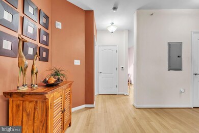 1641 Ladue Ct unit 402, Woodbridge, VA 22191 - photo 4