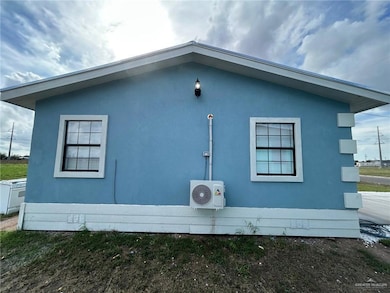 7536 Zalah St, Donna, TX 78537 - photo 3