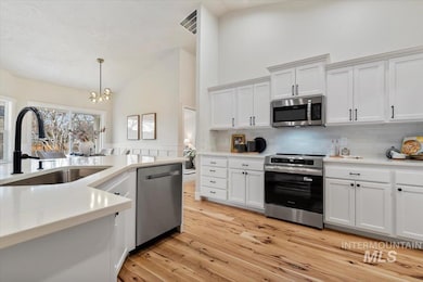 1701 W Puzzle Creek Ct, Meridian, ID 83646 - photo 7