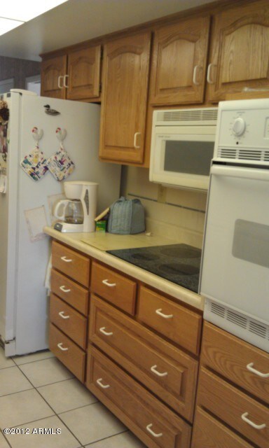 Built in oven & range