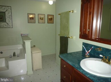 10009 Kelly Rd, Walkersville, MD 21793 - photo 5