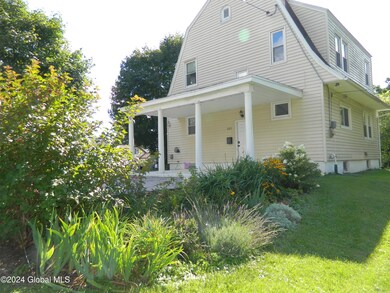 225 Hudson Ave E, Rensselaer, NY 12144 - photo 3