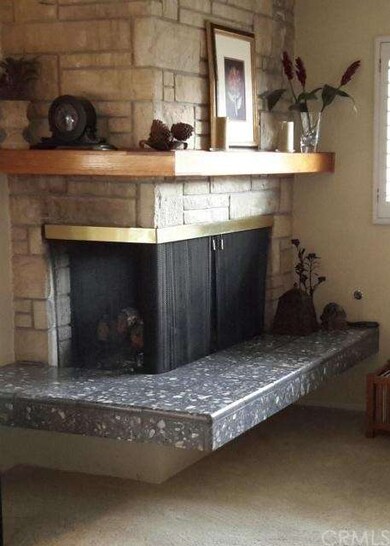 FIREPLACE CLOSE UP