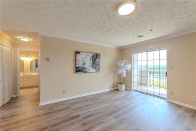 Lenox Villas Condominium unit 1509, Atlanta, GA 30324 - photo 3