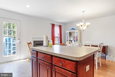 406 Pendleton Ln, Strasburg, VA 22657 - photo 6