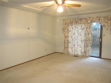 8050 Monrovia St, Lenexa, KS 66215 - photo 5