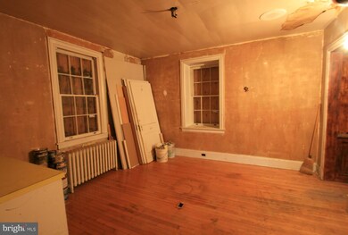 401 E 39th St, Baltimore, MD 21218 - photo 6