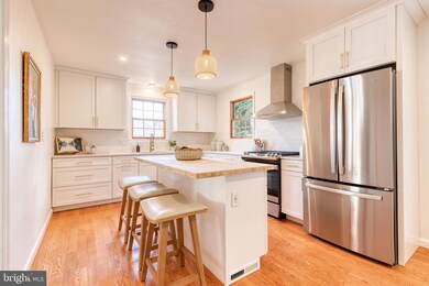 8232 Burnley Rd, Towson, MD 21204 - photo 4