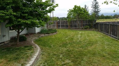 2722 Esther Ln, Grants Pass, OR 97527 - photo 2