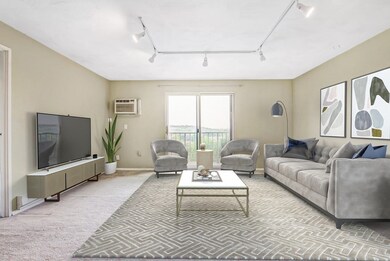 Sagamore Place Condominiums unit 1018, Quincy, MA 02171 - photo 3