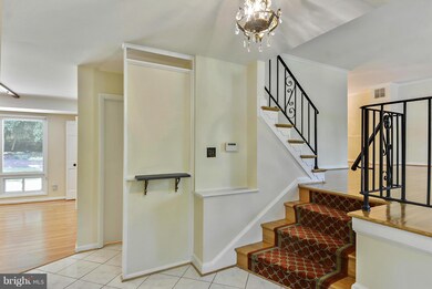 14112 Parkvale Rd, Rockville, MD 20853 - photo 4