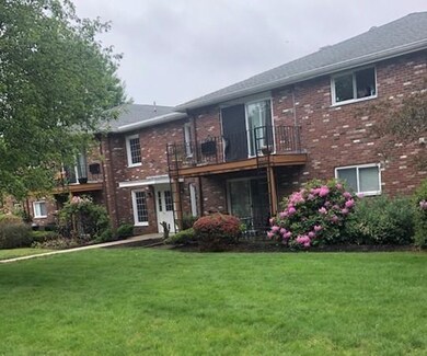 95 Fountain Ln unit 16, South Weymouth, MA 02190 - photo 3