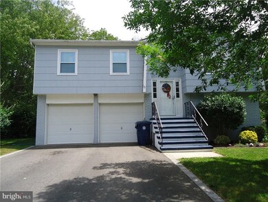 33 Country Club Blvd, Little Egg Harbor Township, NJ 08087 - photo 2